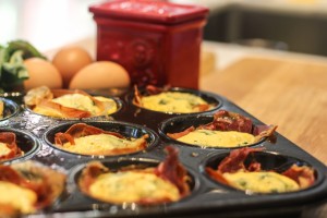 Prosciutto & Baked Eggs Muffins_02