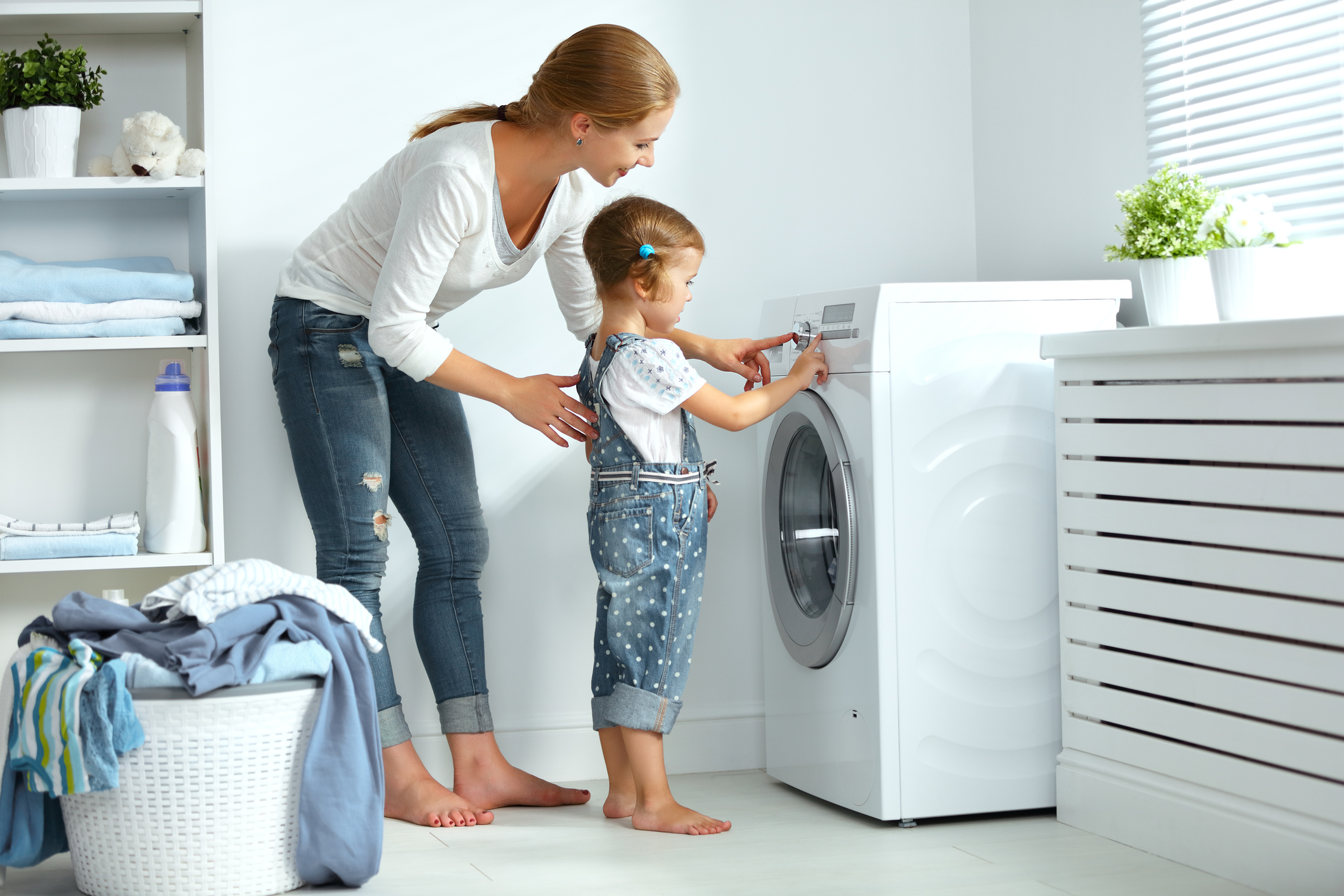 BLUEMATIC Washing Machine 7 Kg 16 Programs 1400 RPM A+++ - White