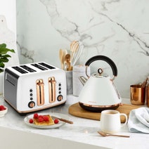 Morphy Richards Ascend Traditional Pyramid Kettle White MRRGK15WTE hero image