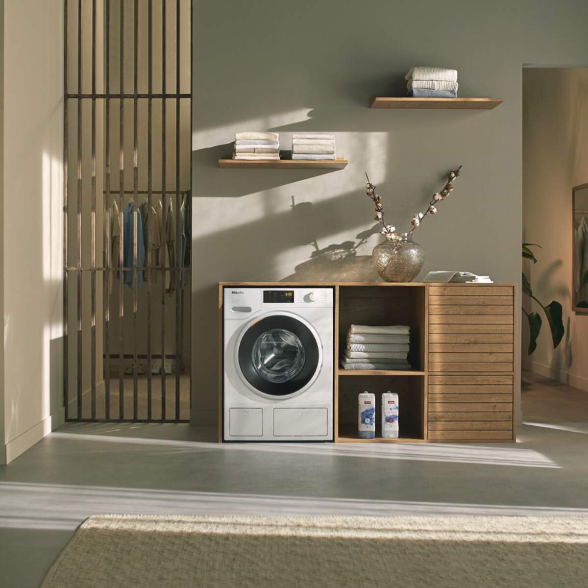 Miele 8kg Front Load Washing Machine WWD660 hero image