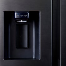 Samsung 635L Side by Side Non-plumbed Fridge SRS673DMB hero image
