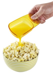 Sunbeam Snack Heroes Popcorn Maker and Pie Magic® Pie Maker Pack CP4600PM4210 hero image