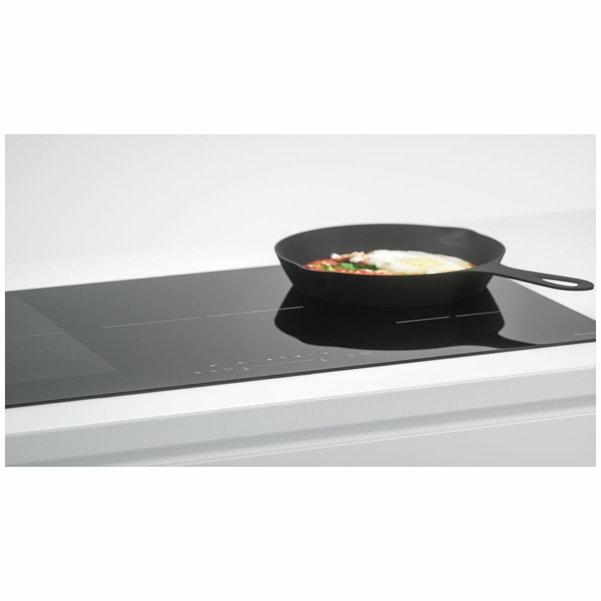 Haier 90cm Induction Cooktop Five Zones with Flexi Zone HCI905FTB3 hero image