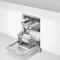 Fisher & Paykel Series 5 Contemporary Freestanding Dishwasher Stainless Steel DW60FC2X2 hero image