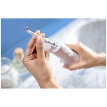 Philips Sonicare Cordless Power Flosser White HX3826-31 hero image