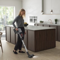 Electrolux UltimateHome 900 Stick Vacuum 150AW EFP91824UG hero image