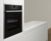 NEFF B17CR32N1B 60cm CircoTherm Electric Built-In Oven hero image