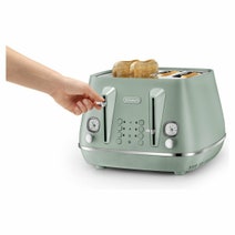 DeLonghi Distinta Pearla Breakfast Pack Mint KBIN2001GRPK hero image
