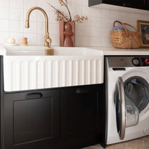Turner Hastings Novi 75 x 46 Fine Fireclay Single Bowl Butler Sink Gloss White NO75FS hero image