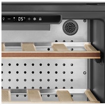 Smeg Linea 20 Bottles Compact Wine Cellar CVI120B3E hero image