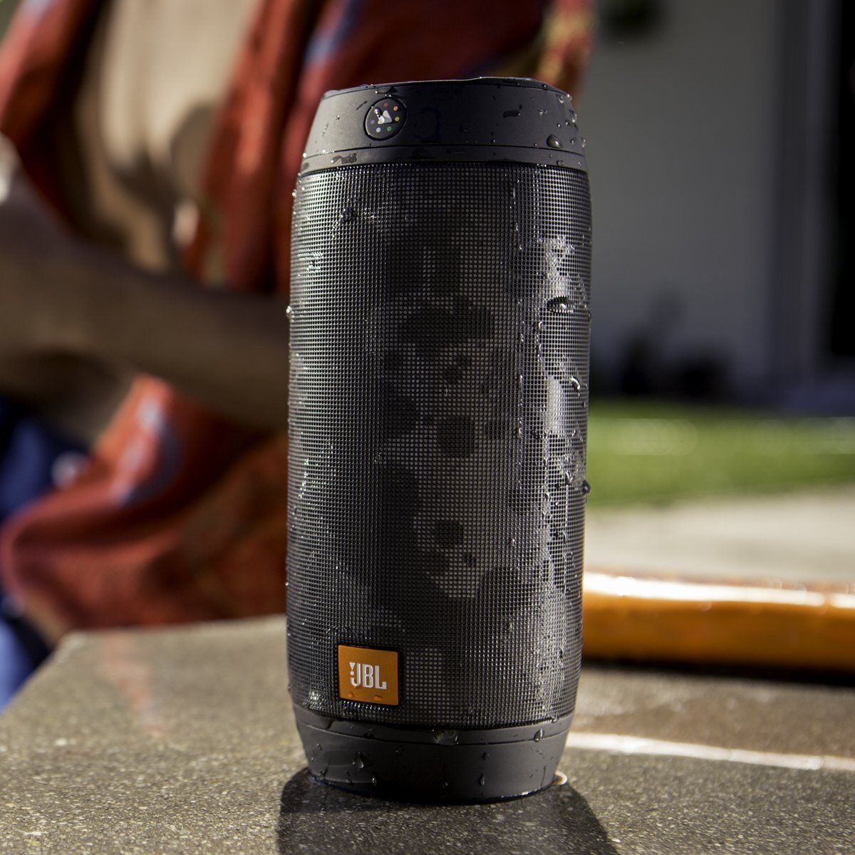 JBL JBLPULSE2BLKAS Pulse 2 Portable Speaker hero image