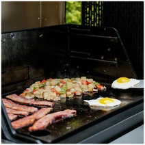 Masterbuilt Gravity Series 800 Digital Charcoal BBQ Smoker MB20042221 hero image