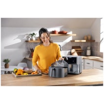 NutriBullet 6L CrispLite Vision Air Fryer NBA07300 hero image
