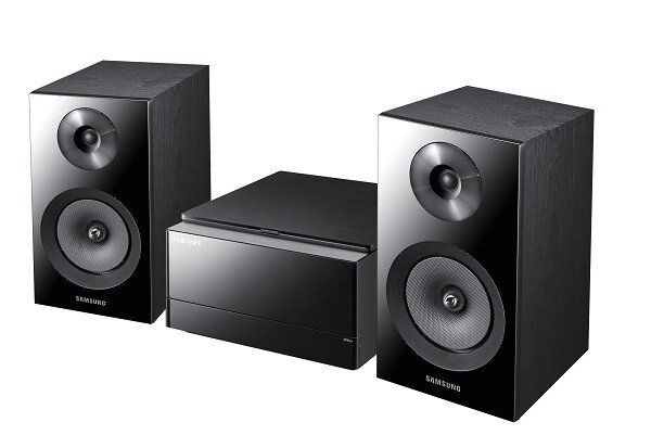 Samsung MM-E430D - YouTube