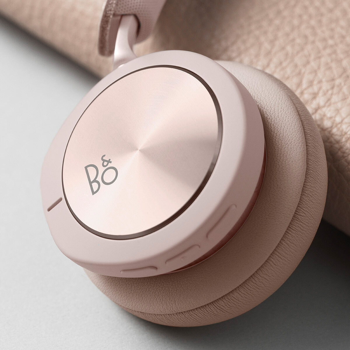 B&O BeoPlay H8i Active Noise Cancelling On Ear Headphones Pink