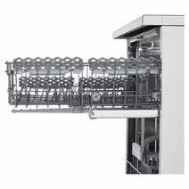 Westinghouse Freestanding Dishwasher WSF6602XA hero image