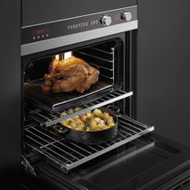 Fisher & Paykel 76cm Pyrolytic Built-In Oven OB76SDEPX3 hero image