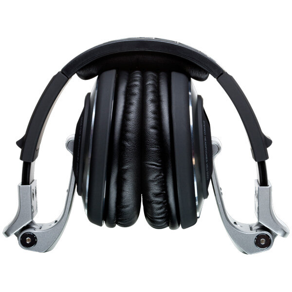 Pioneer HDJ2000 Professional DJ Headphones hero image