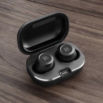 B&O BeoPlay E8 2.0 Wireless In Ear Headphones Black - 1646100 hero image