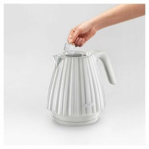 DeLonghi Ballerina Breakfast Pack Opaline White KBD2001WPK hero image
