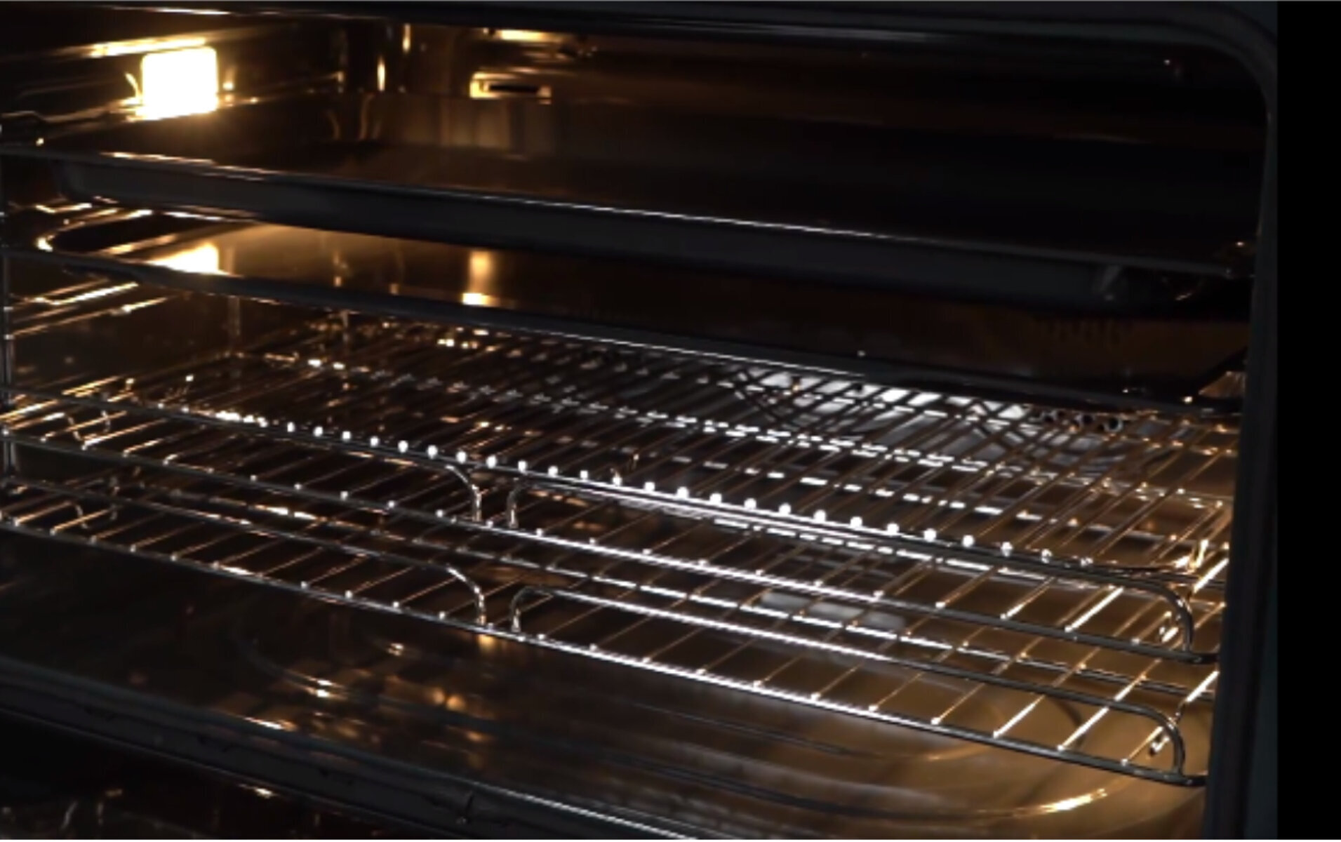 Bosch Serie 6 90cm Pyrolytic Built-in Oven VBD578FB0 hero image