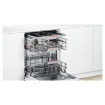 Bosch SMP66MX01A Serie 6 Under Bench Dishwasher hero image