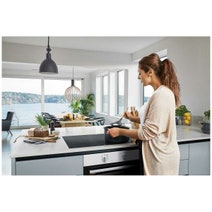 Chef 60cm 3 Multi Function Electric Built-In Oven White CVE612WB hero image
