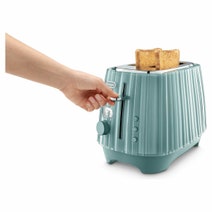 DeLonghi Ballerina 2-Slice Toaster Laguna Green CTD2003GR hero image