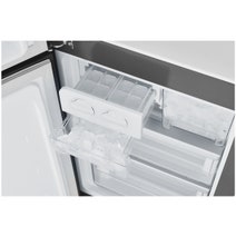 Westinghouse 564L French Quad Door Refrigerator Matte Black WQE5600BA hero image
