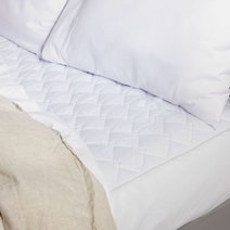 Sunbeam Sleep Perfect Quilted Anti Bacterial Single Electric Blanket BLQ6421 hero image