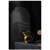 Bugatti Giulietta 1.2L Electric Kettle Gold 02-GTNDL hero image