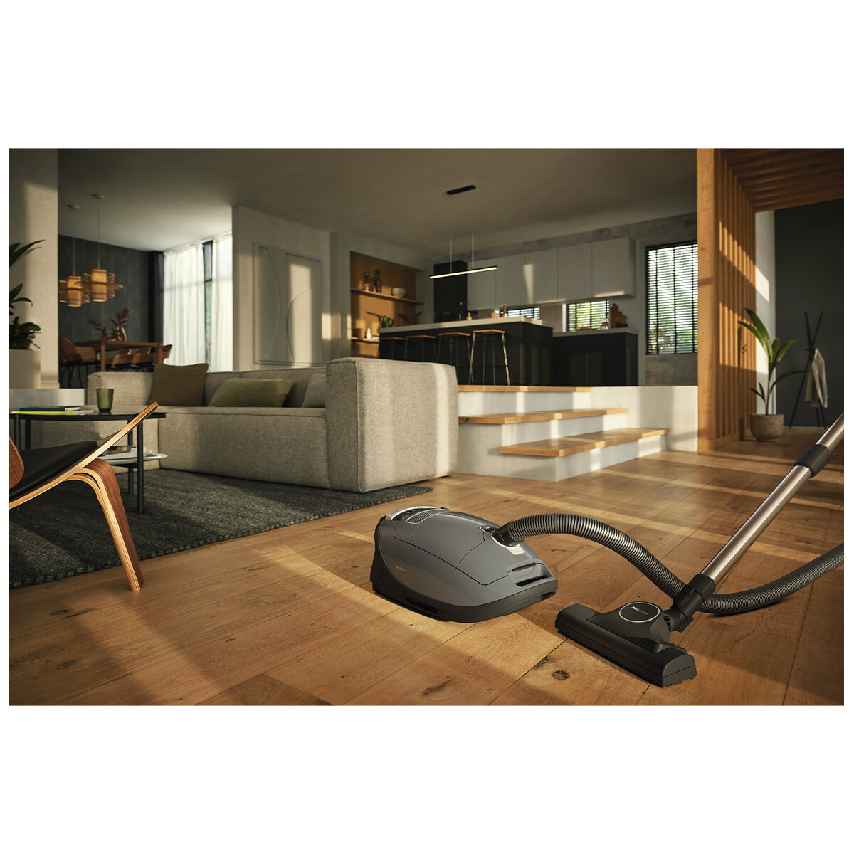 Miele Complete C3 Family All-rounder Bagged Vacuum Cleaner Graphite 12396480 hero image
