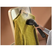 Philips 7000 Series Handheld Garment Steamer Black STH7060-80 hero image