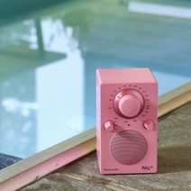 Tivoli Audio PAL Bluetooth Portable Radio Pink PALBTPNK hero image