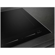 Smeg 90cm Linea Induction Cooktop SIM1964D hero image