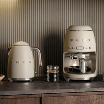 Smeg 50s Retro Style Drip Filter Coffee Machine Moonlight DCF02MLMAU hero image
