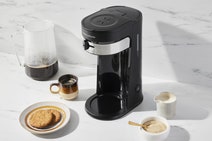 Morphy Richards Premium Iced Coffee Maker 900ml MRCM90BK hero image