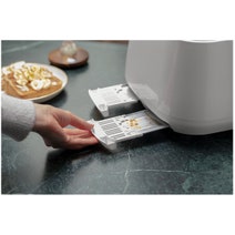 DeLonghi Eclettica Four Slice Toaster White CTY4003W hero image