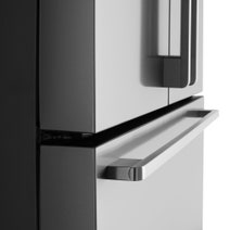 Westinghouse 524L French Door Fridge WHE5204SB hero image
