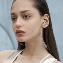 B&O BeoPlay E6 Wireless In Ear Headphones Sand - 1645301 hero image