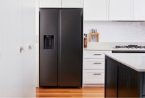 Samsung 635L Side by Side Non-plumbed Fridge SRS673DMB hero image