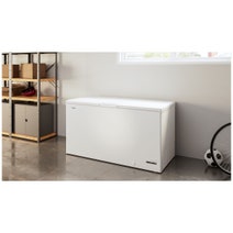 Haier Series 300 502L Hybrid Chest Freezer White HCF520W hero image