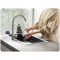 Dreame Z20 Station Vacuum and Dock DRE-Z20S hero image