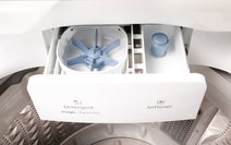 Samsung WA85J6750SW 8.5kg Top Load Washing Machine hero image