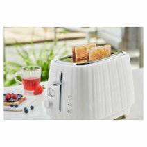 DeLonghi Ballerina Breakfast Pack Two Slice Opaline White KBD2001WCTD2003W hero image