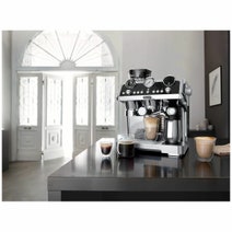 DeLonghi La Specialista Maestro Manual Coffee Machine EC9665M hero image