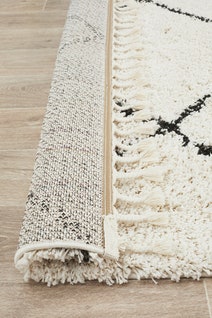 Rug Culture Saffron Medium White Rug 230X160CM - SAF22WHT230X160 hero image