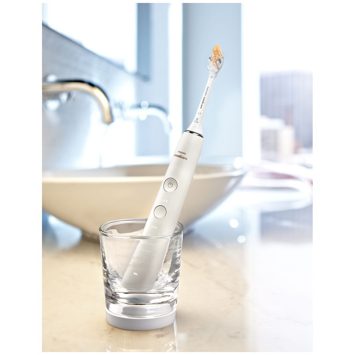 Philips Sonicare DiamondClean 9000 Electric Toothbrush White HX9912-63 hero image