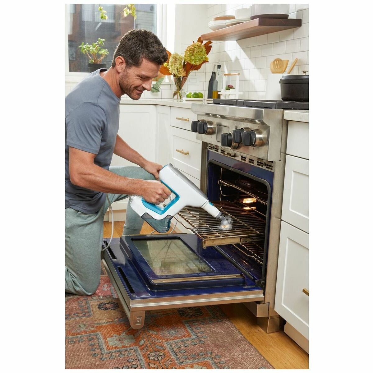 Black & Decker 1500W SteamSystem with Floor Extension BHSM15FX08-XE hero image