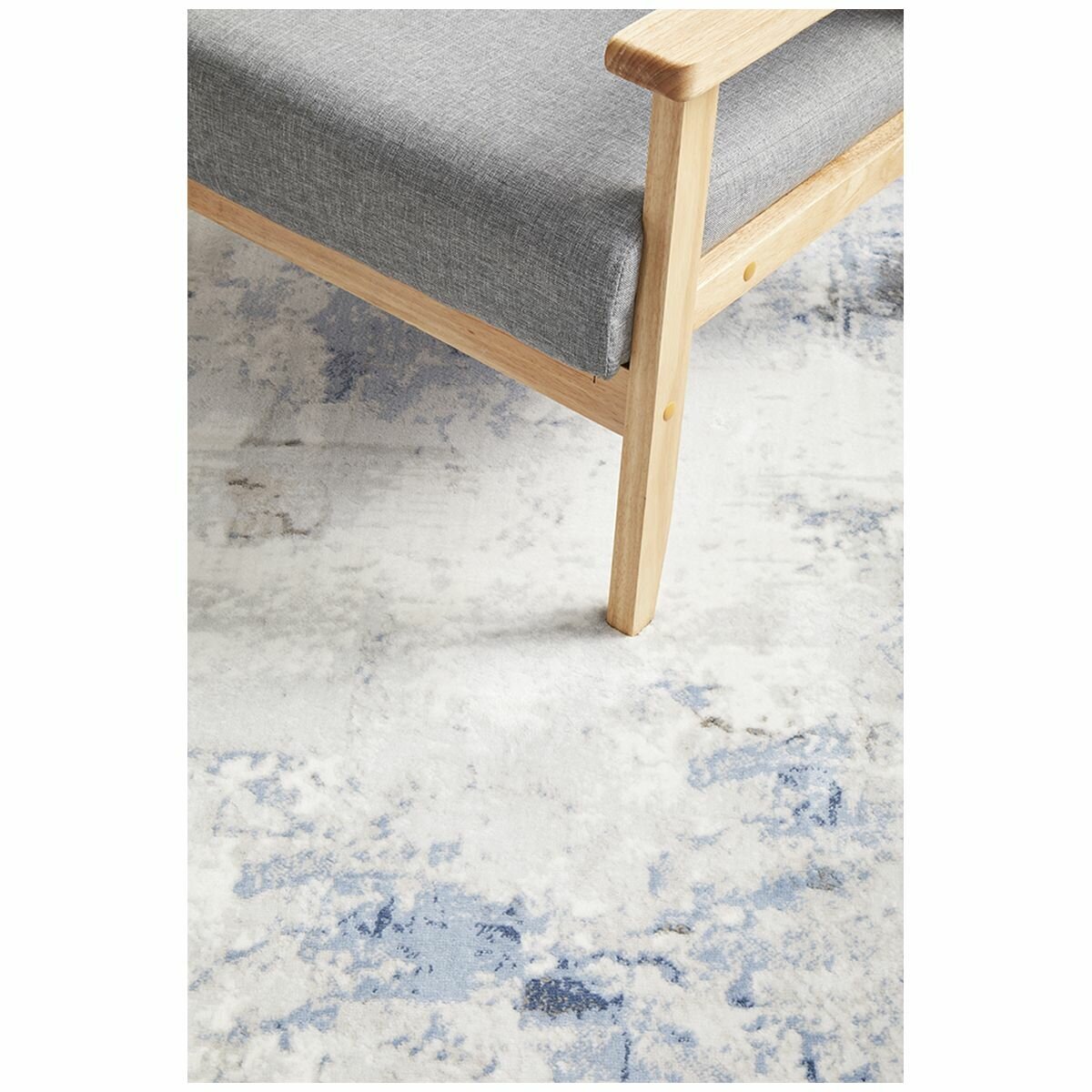 Rug Culture Emotion Power Loomed Rug 400x300 EMO33NAV400X300 hero image